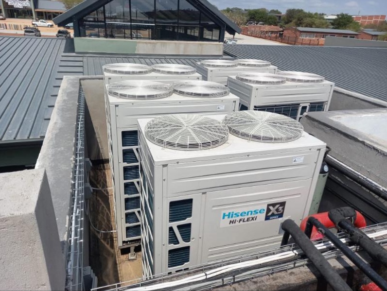 Hisense Hi-Flexi VRF outdoor units with insulated pipework