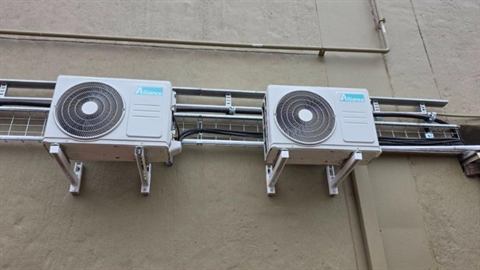 Split unit air conditioner installation