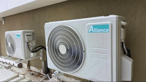 Split unit air conditioner installation