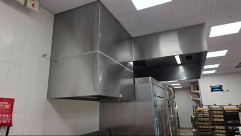 Kitchen extract canopy in a store bakery