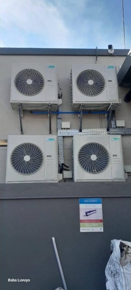 Split unit air conditioner installation