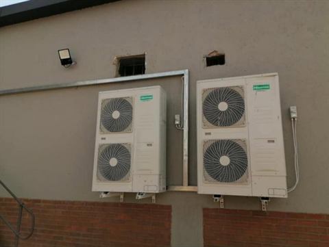 Split unit air conditioner installation