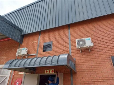 Split unit air conditioner installation